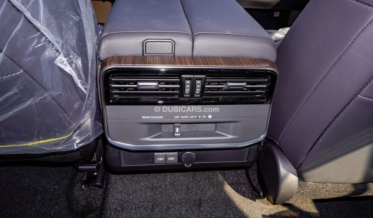 Toyota Land Cruiser GXR Twin Turbo 3.5 L V6