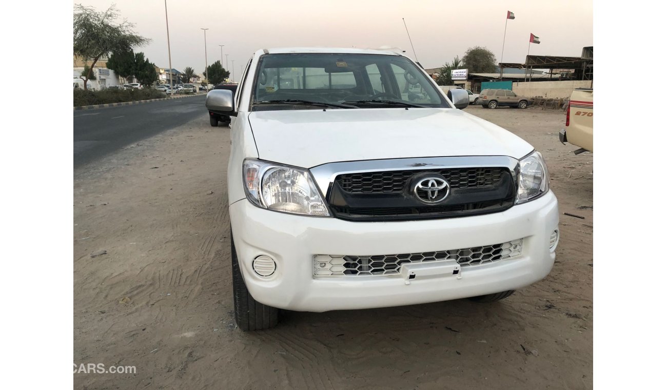 Toyota Hilux 2.7 hailix 4×4 m 2009