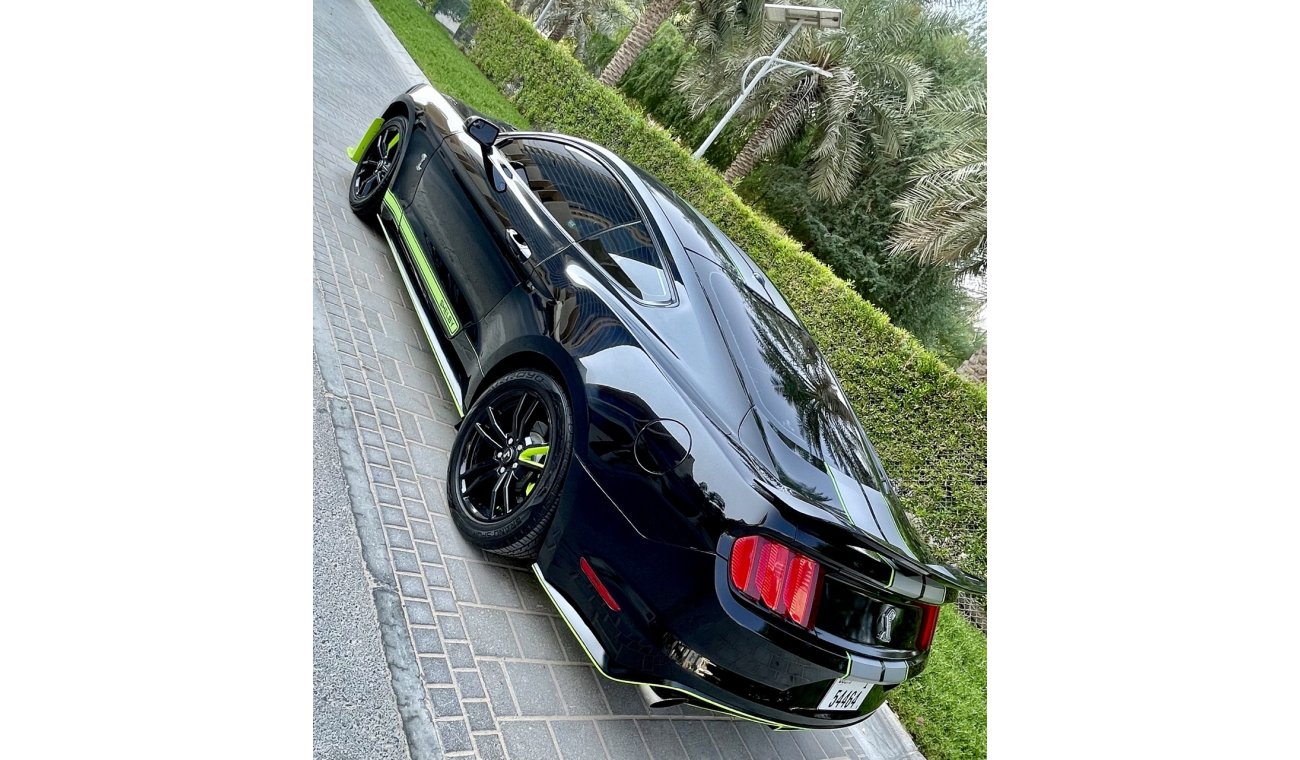 Ford Mustang 2.0 Premium Ecoboost