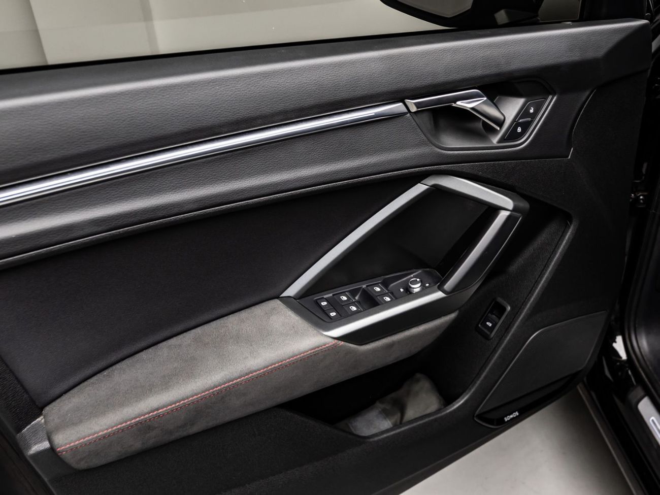 أودي RSQ3 Std TFSI quattro 2.5L