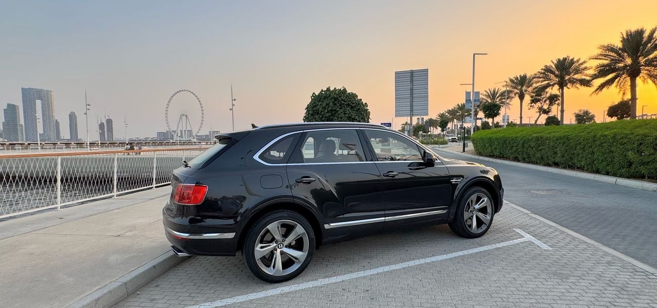 Bentley Bentayga Bentayga W12 4 seats “Exclusively for the true millionaire.”
