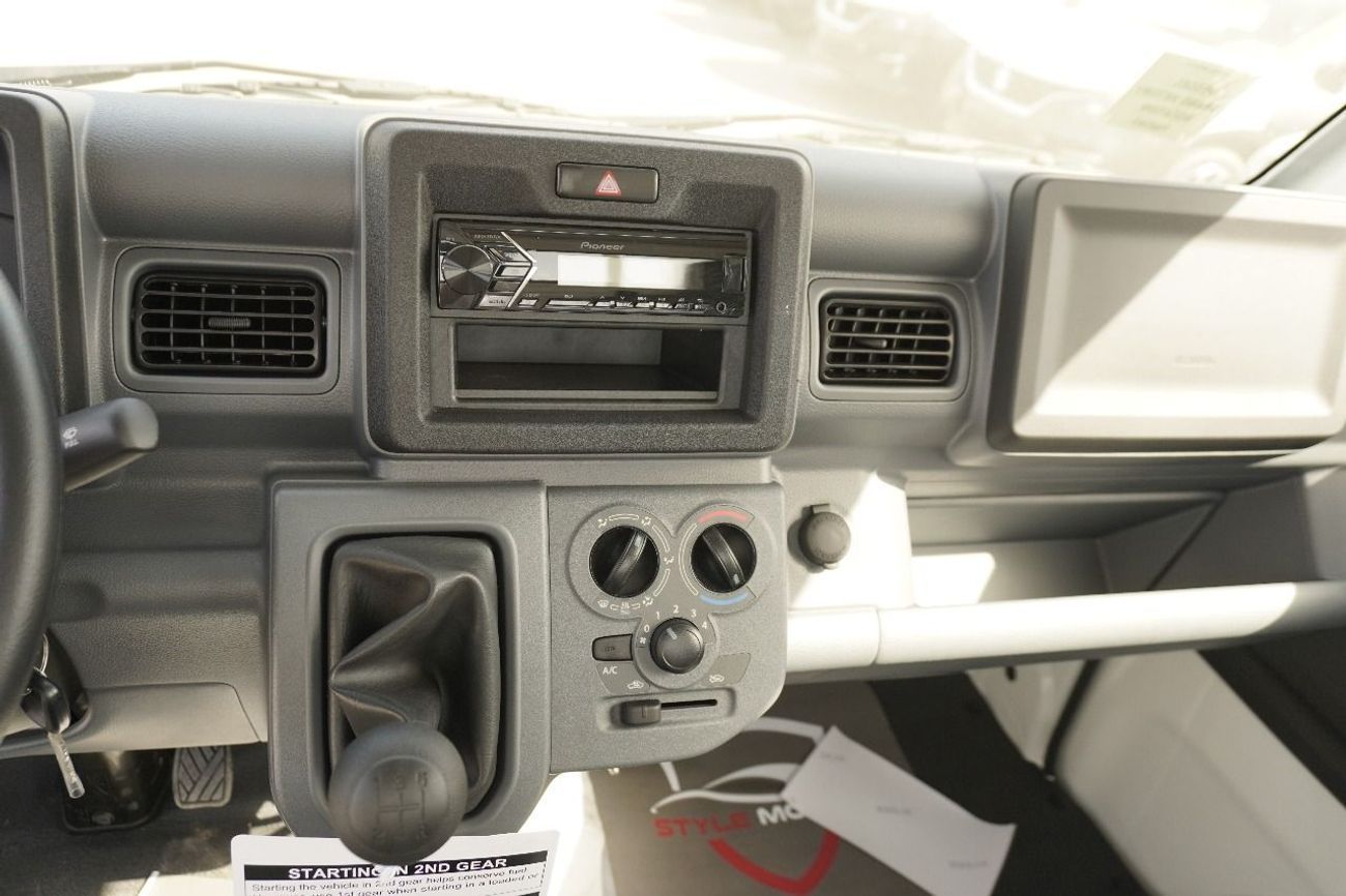 Suzuki Carry SUZUKI CARRY GCC MT 1.5L TRUCK RWD 2026