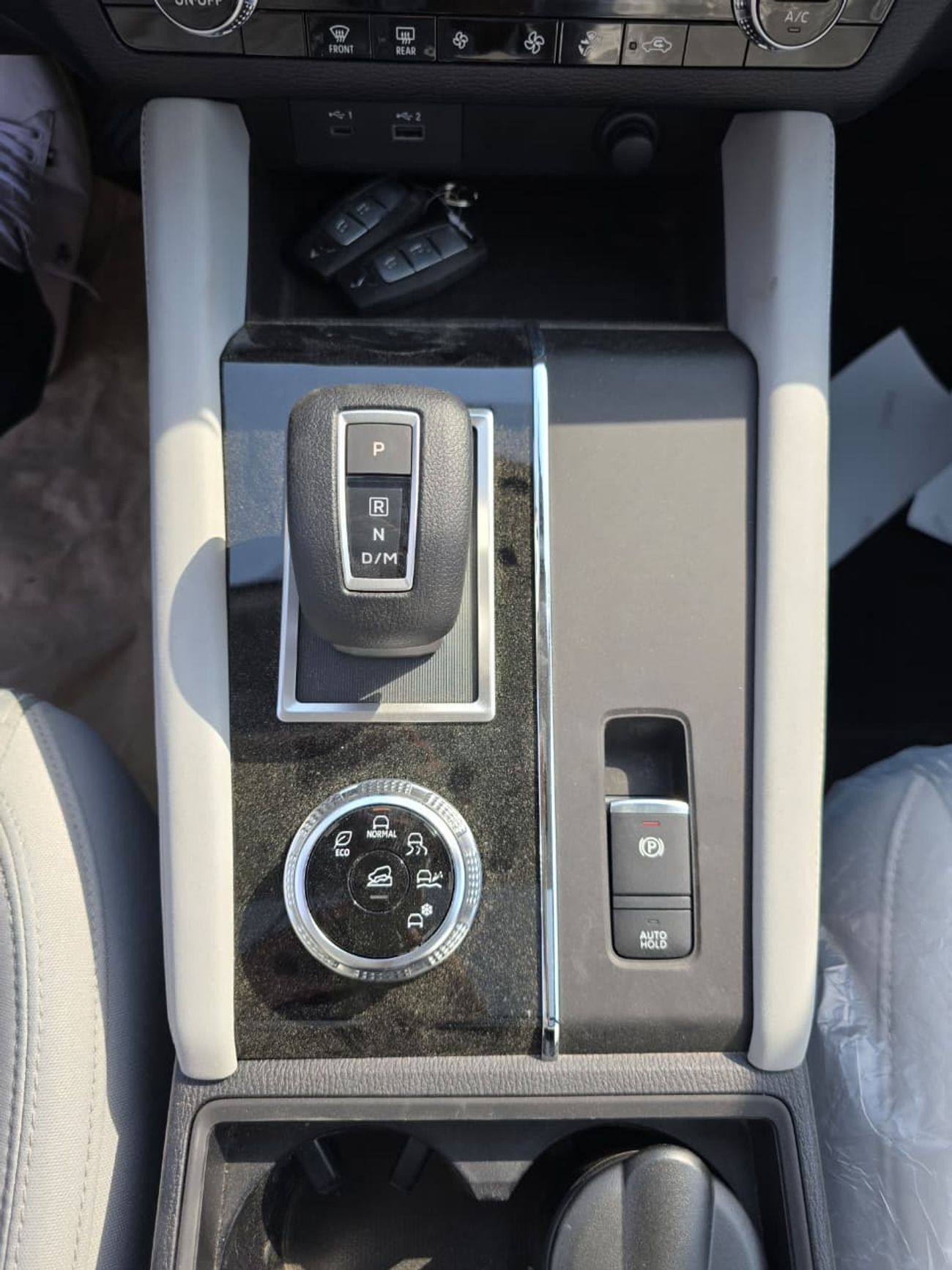 ميتسوبيشي آوتلاندر GLX 2.4L