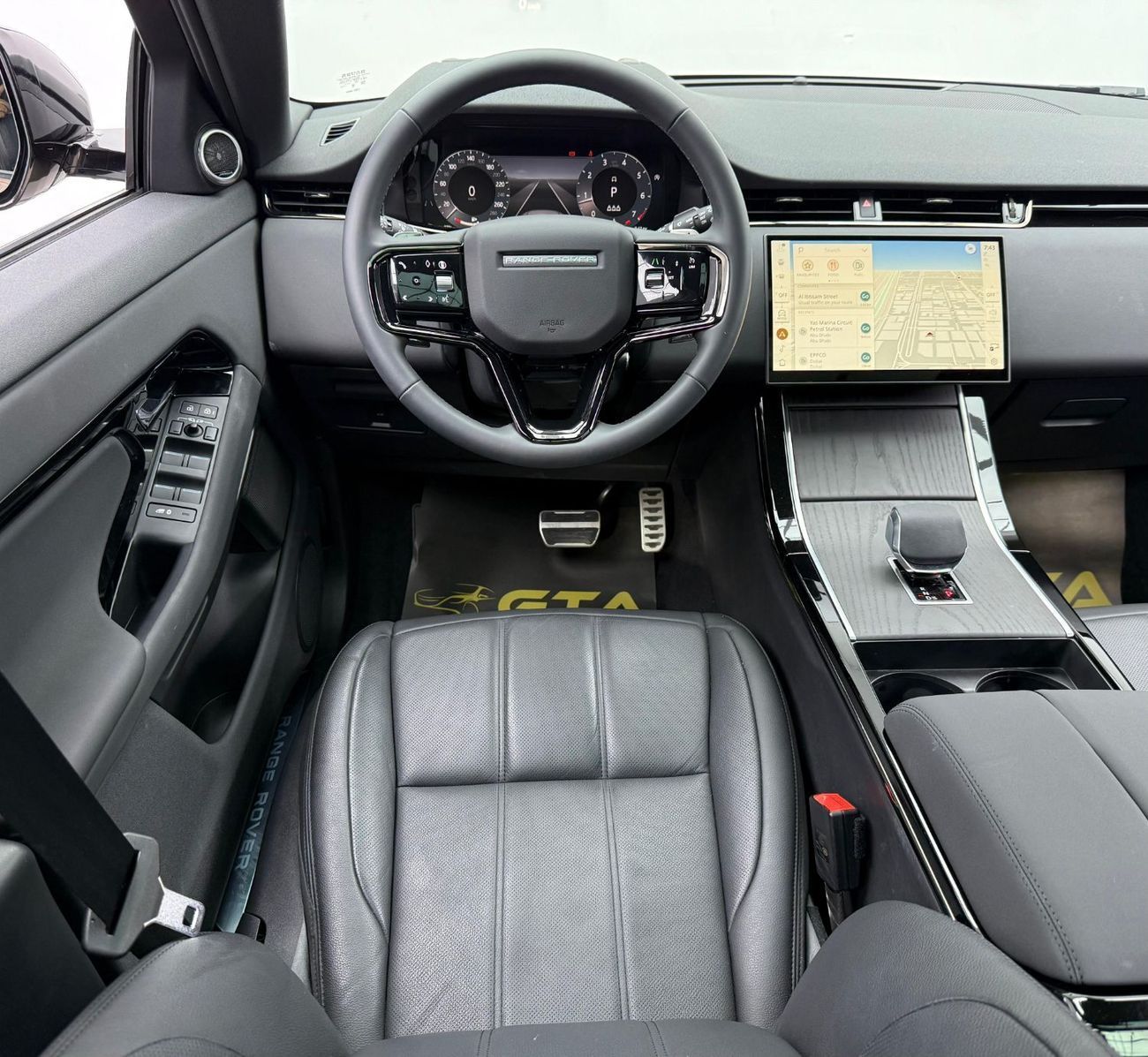 لاند روفر رانج روفر إيفوك Dynamic SE P200 2.0L 2024 Range Rover Evoque P200 Dynamic SE, 2029 RR Warranty + Service Pack, Very