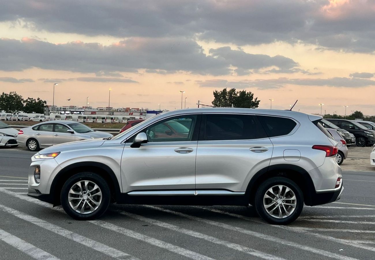 هيونداي سانتا في 2019 Hyndai Santafe MidOption+ - 2.4L V4 - 4x4 AWD - Rear Camera - Leather Seat  5
