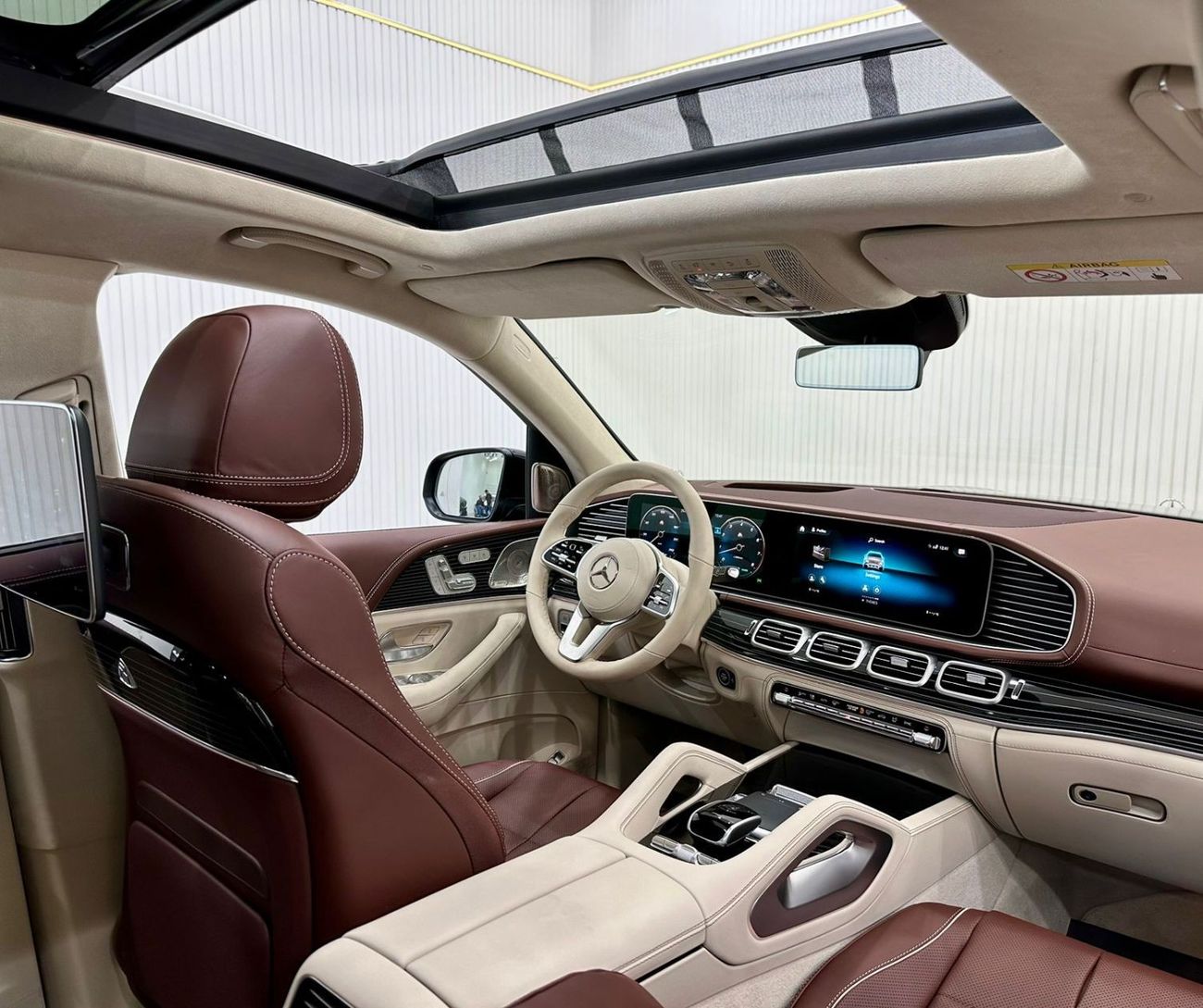 Mercedes-Benz GLS 600 2023 Mercedes Maybach GLS 600 EQ(Full Option), March 2025 Warranty