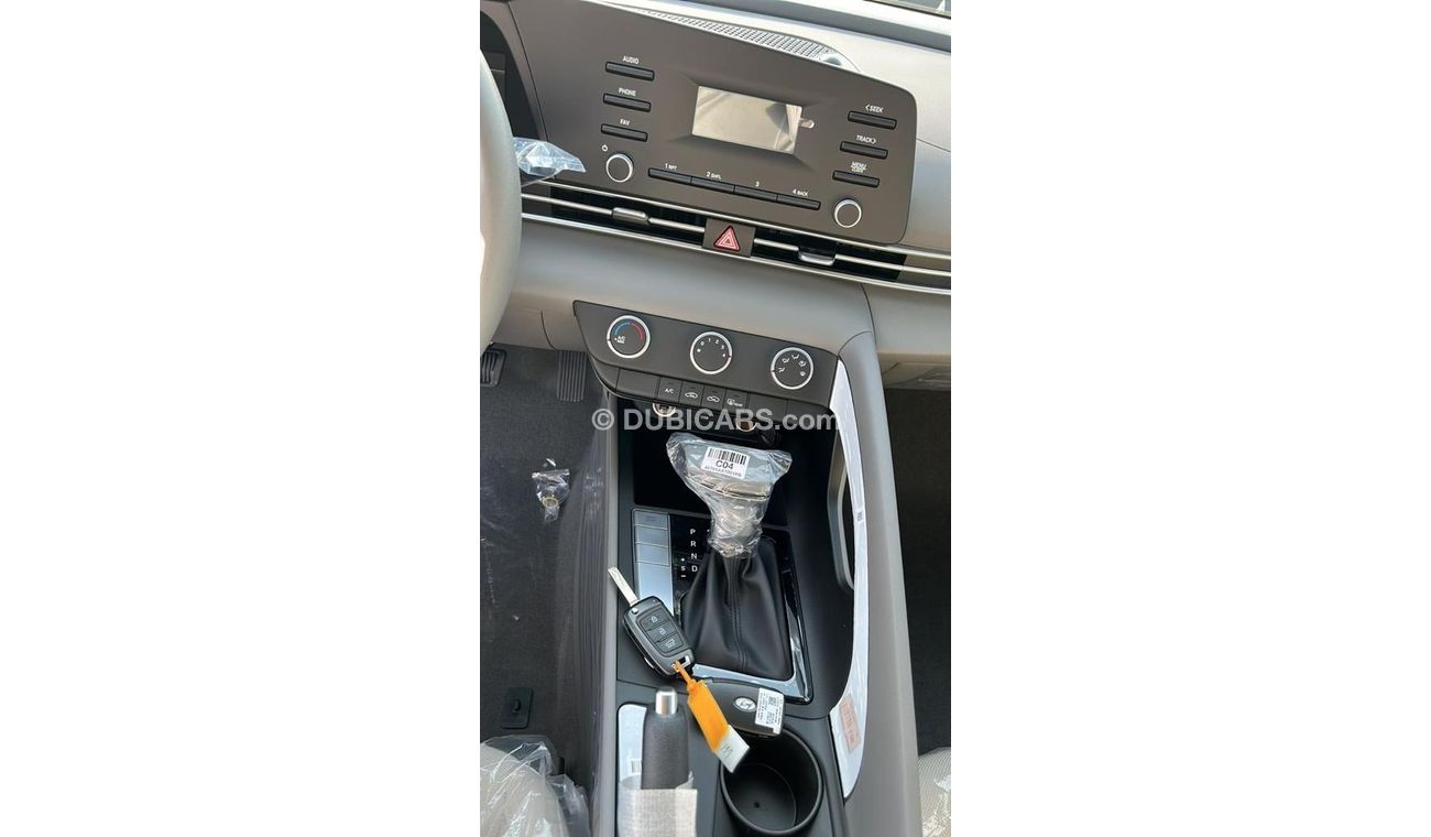 Hyundai Elantra 1.6 L sunroof