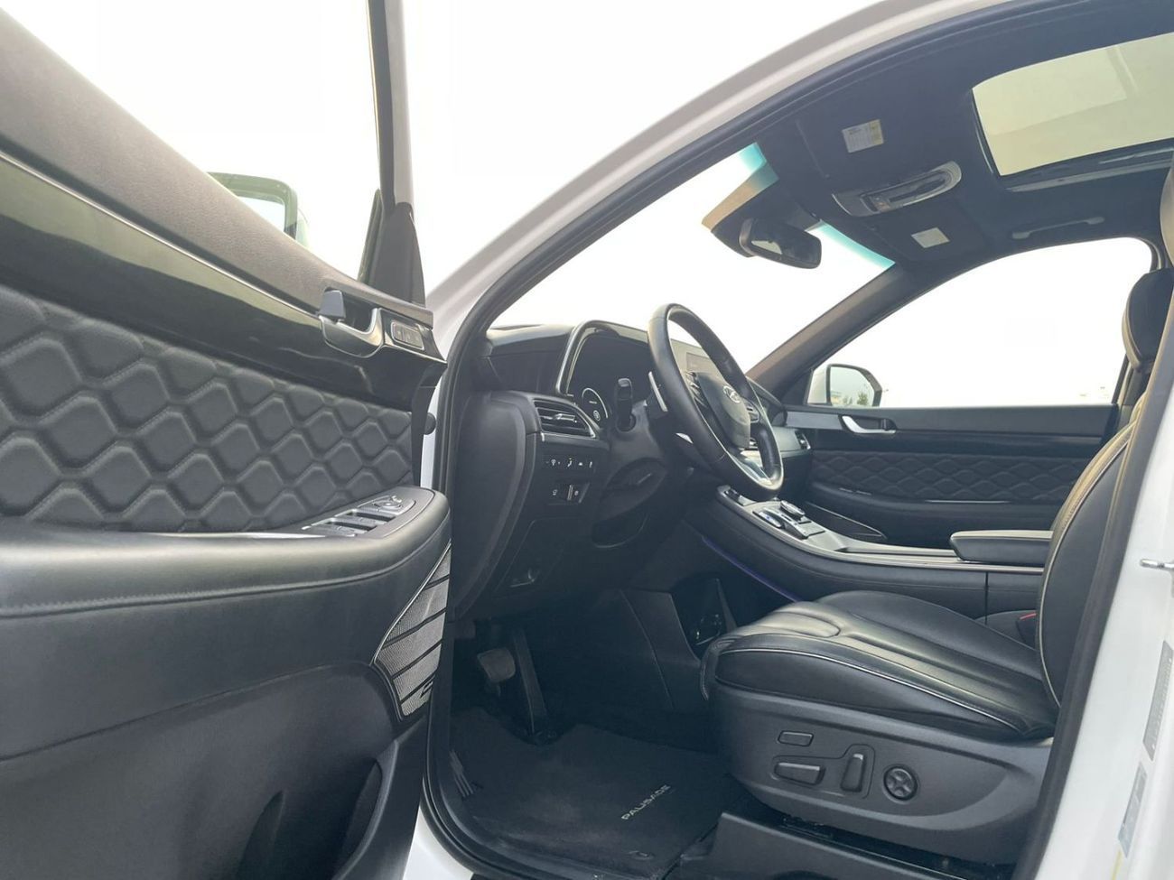 Hyundai Palisade 2022 Hyundai Palisade Calligraphy Edition Full Option Panoramic View - 360* 5 CAM - HUD - 3.8L V6 -