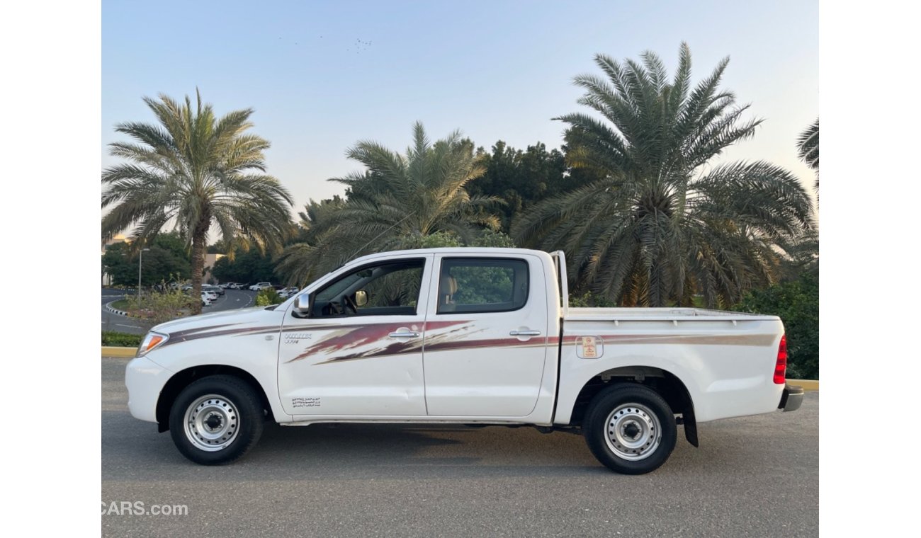 Toyota Hilux Toyota Hilux model 2009 GCC Excellent Conditio