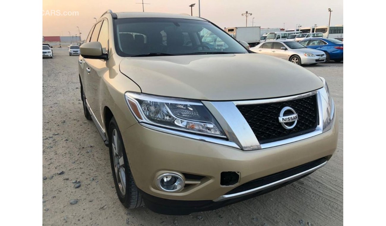 Nissan Pathfinder 2013 for Urgent SALE 4WD