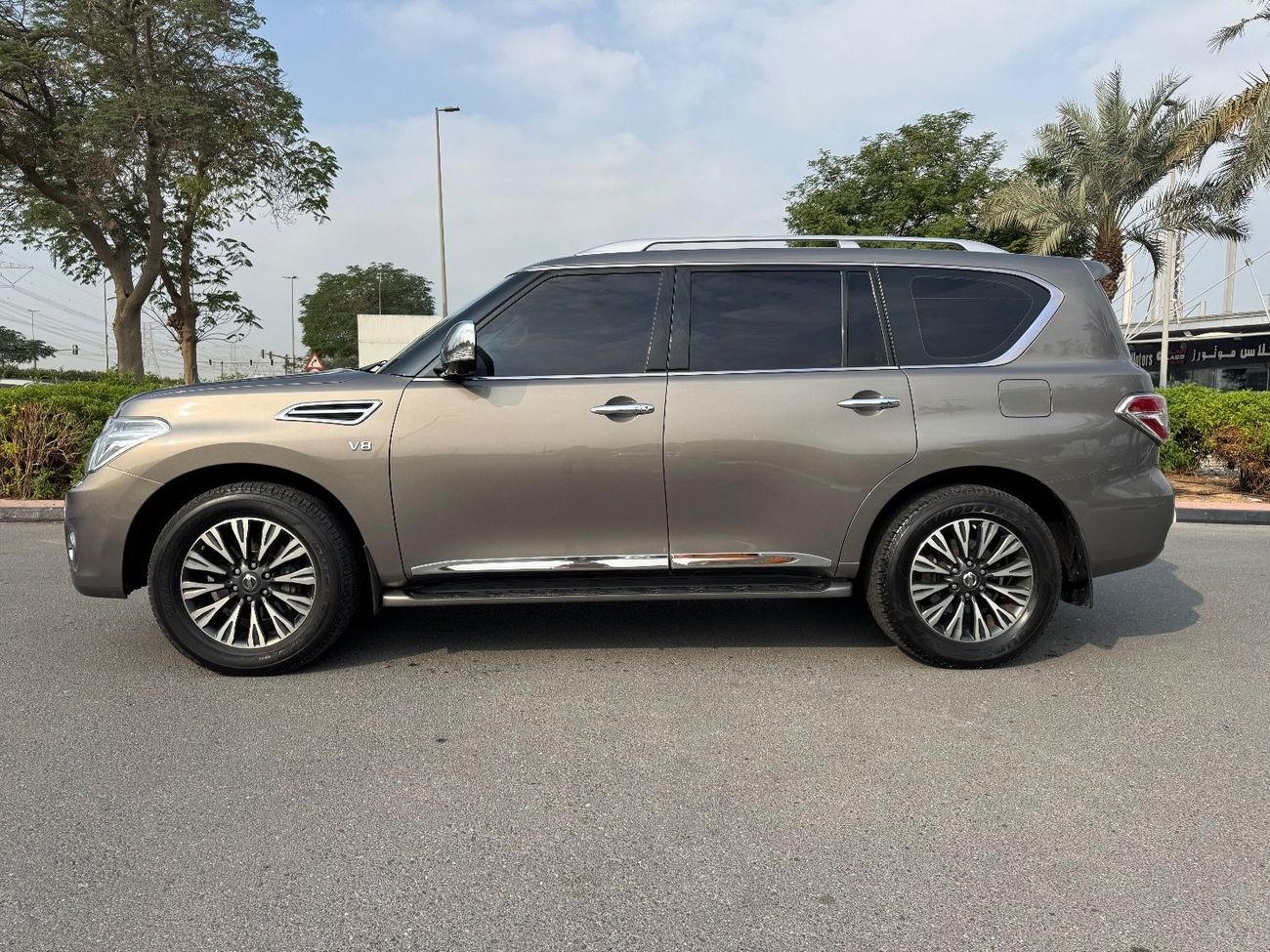 نيسان باترول LE Platinum 5.6L