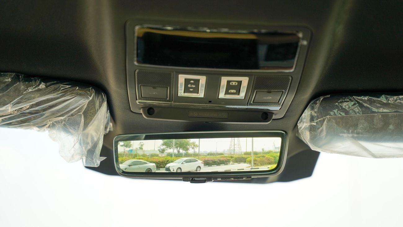 Land Rover Defender P400 110 X-Dynamic HSE 3.0L (5 Seater)