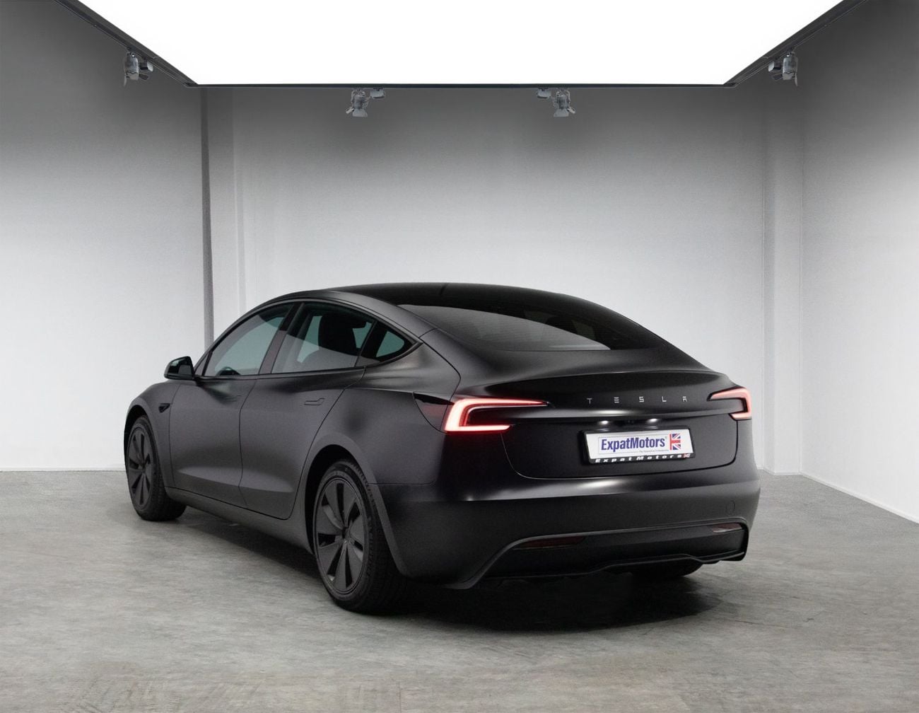 Tesla Model 3 STANDARD RANGE