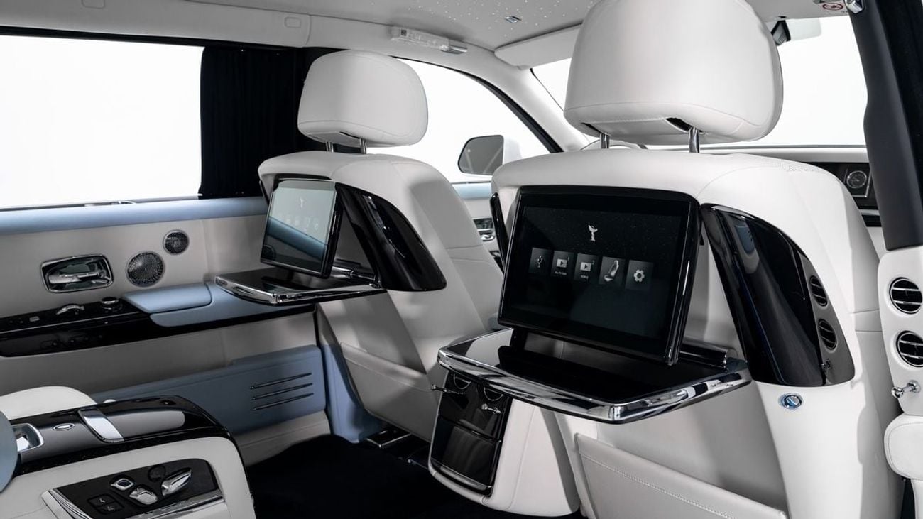 Rolls Royce Phantom EWB - 2026 - GCC Specs - Under Warranty and Service Contract