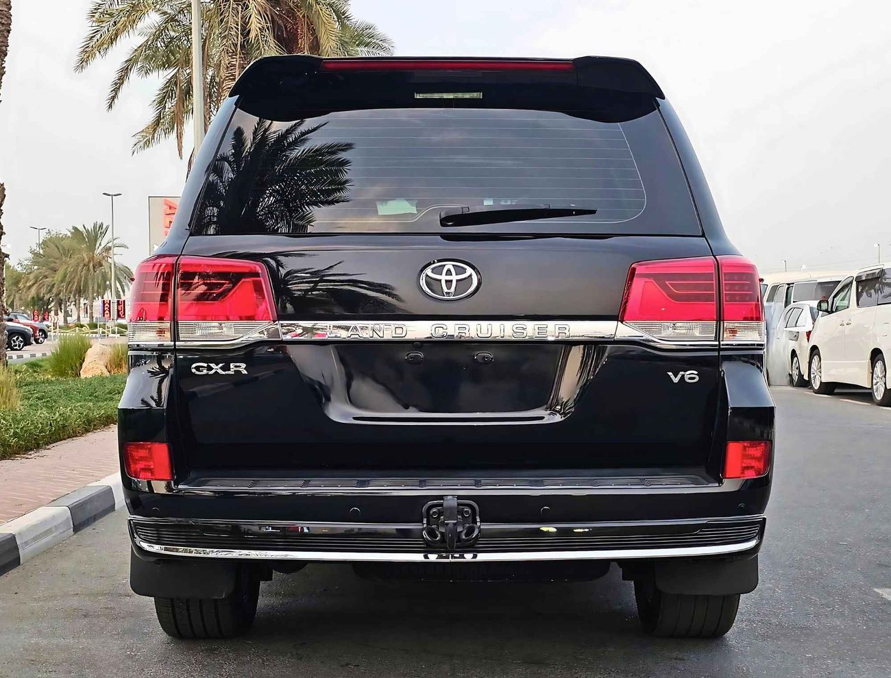 Toyota Land Cruiser GXR V6 4WD/  INTERIOR UPGRADE/ LOW  MILEAGE/ MINT CONDITION/ LOT#48220