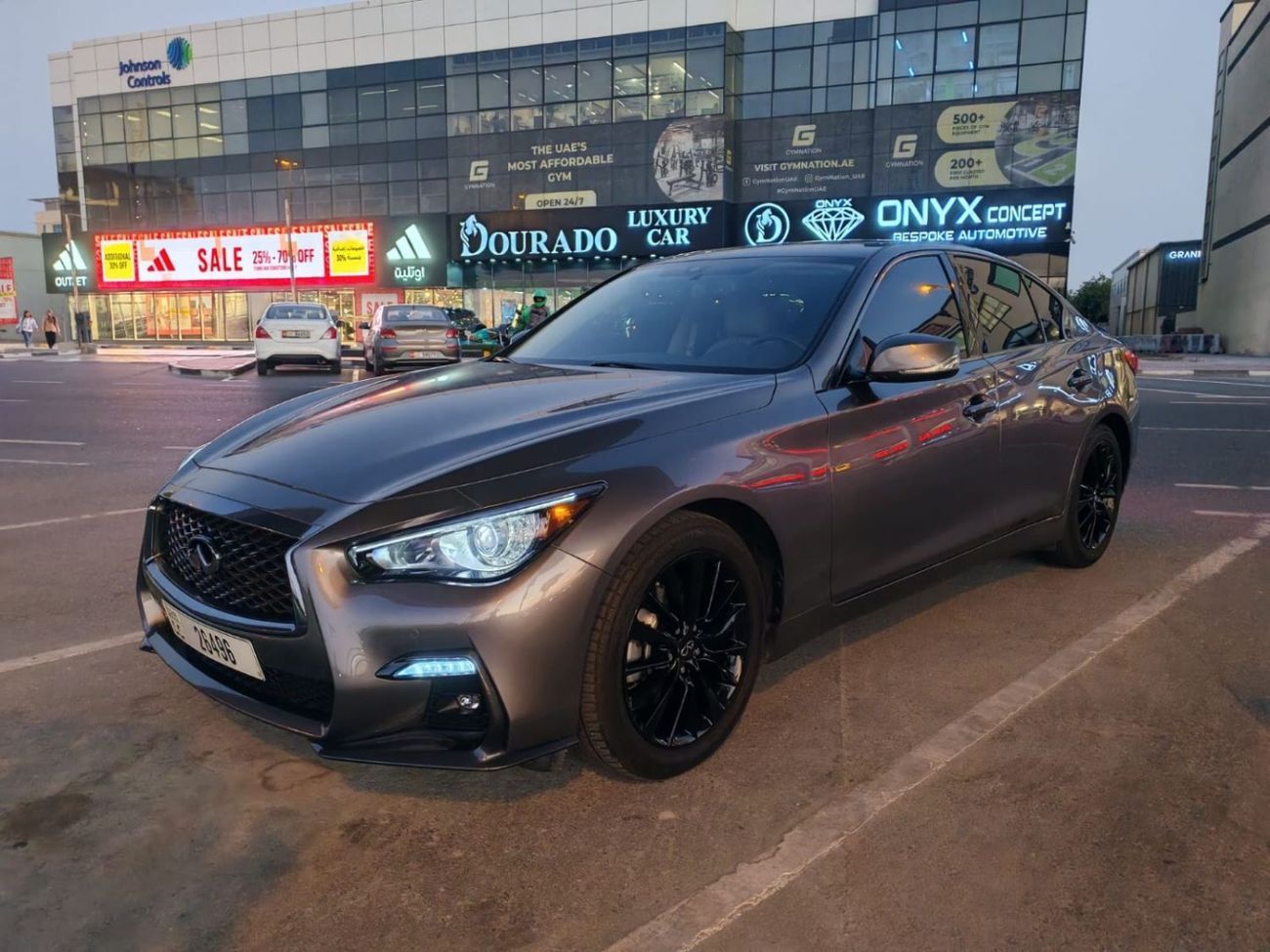 Infiniti Q50 Premium 3.0L (300 HP)