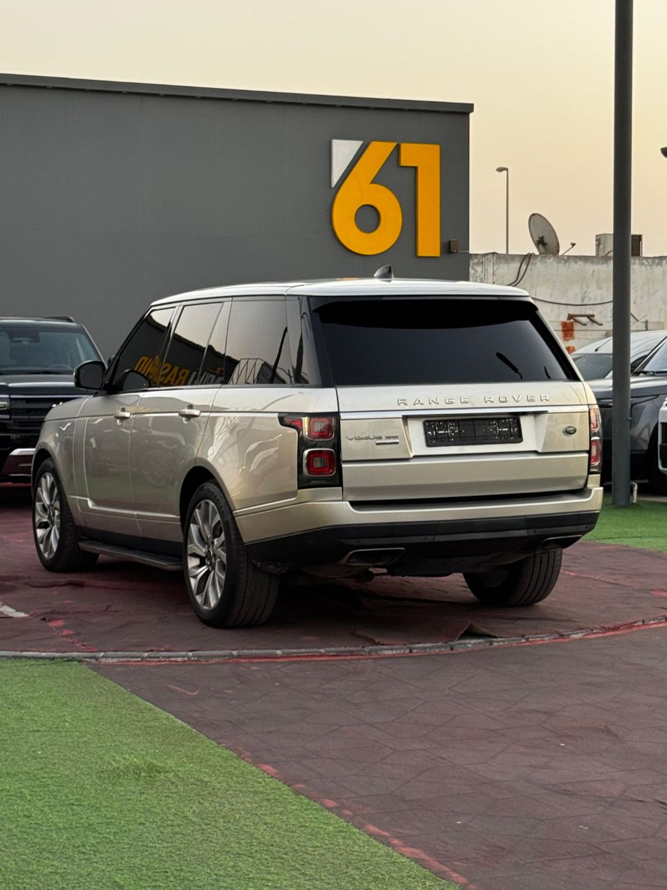 لاند روفر رينج روفر HSE 3.0L (380 HP)