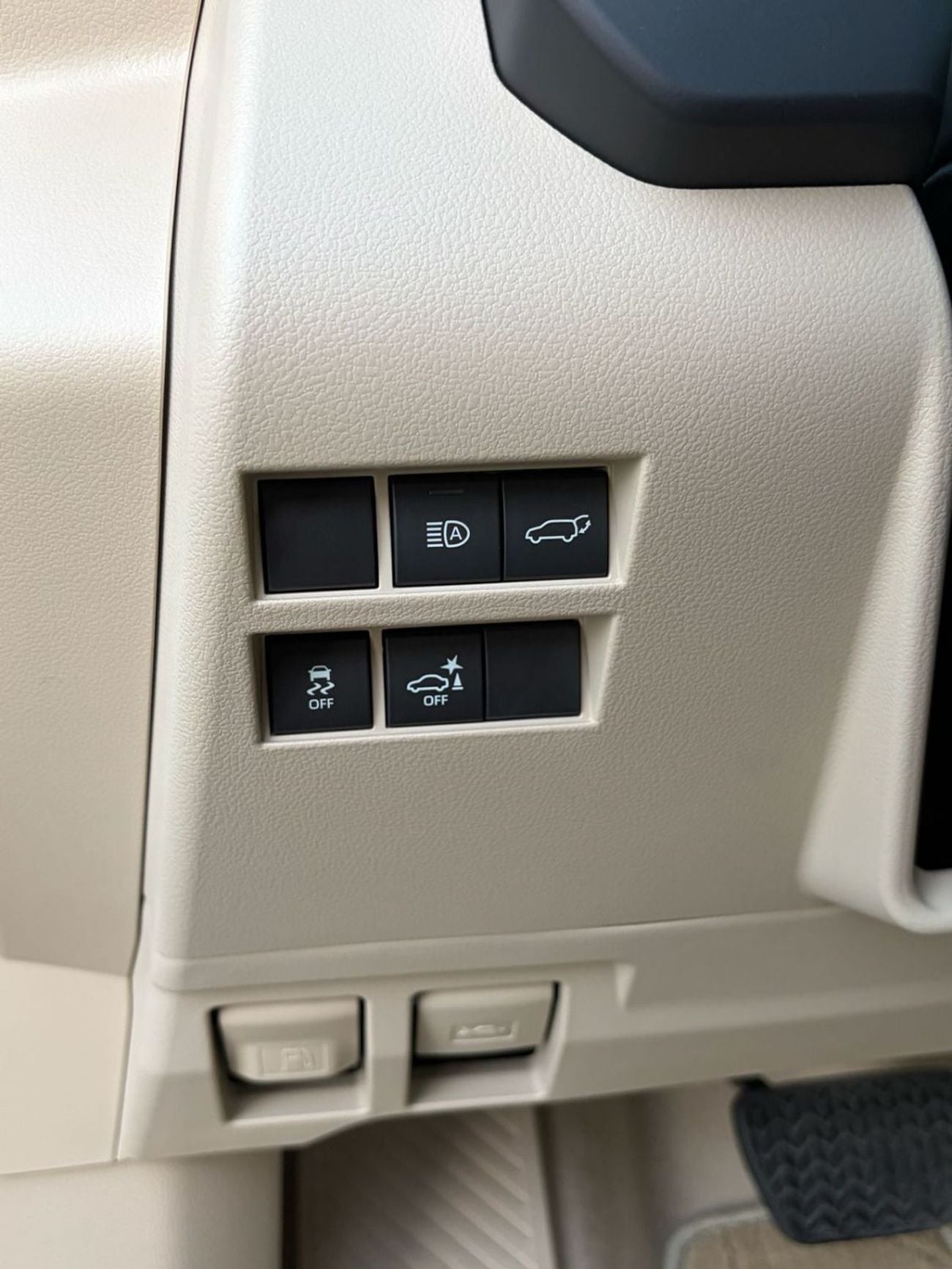 Toyota Land Cruiser VXR LAND CRUISER VXR 4.0 2026 Black/BEIGE