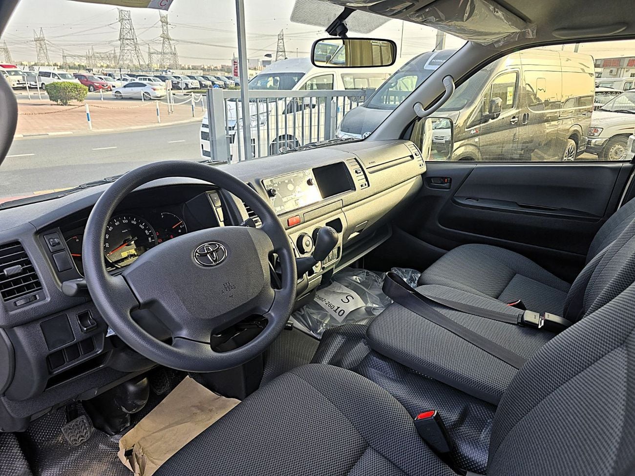 تويوتا هاياس GLS -High Roof  Panal Van 2.7L