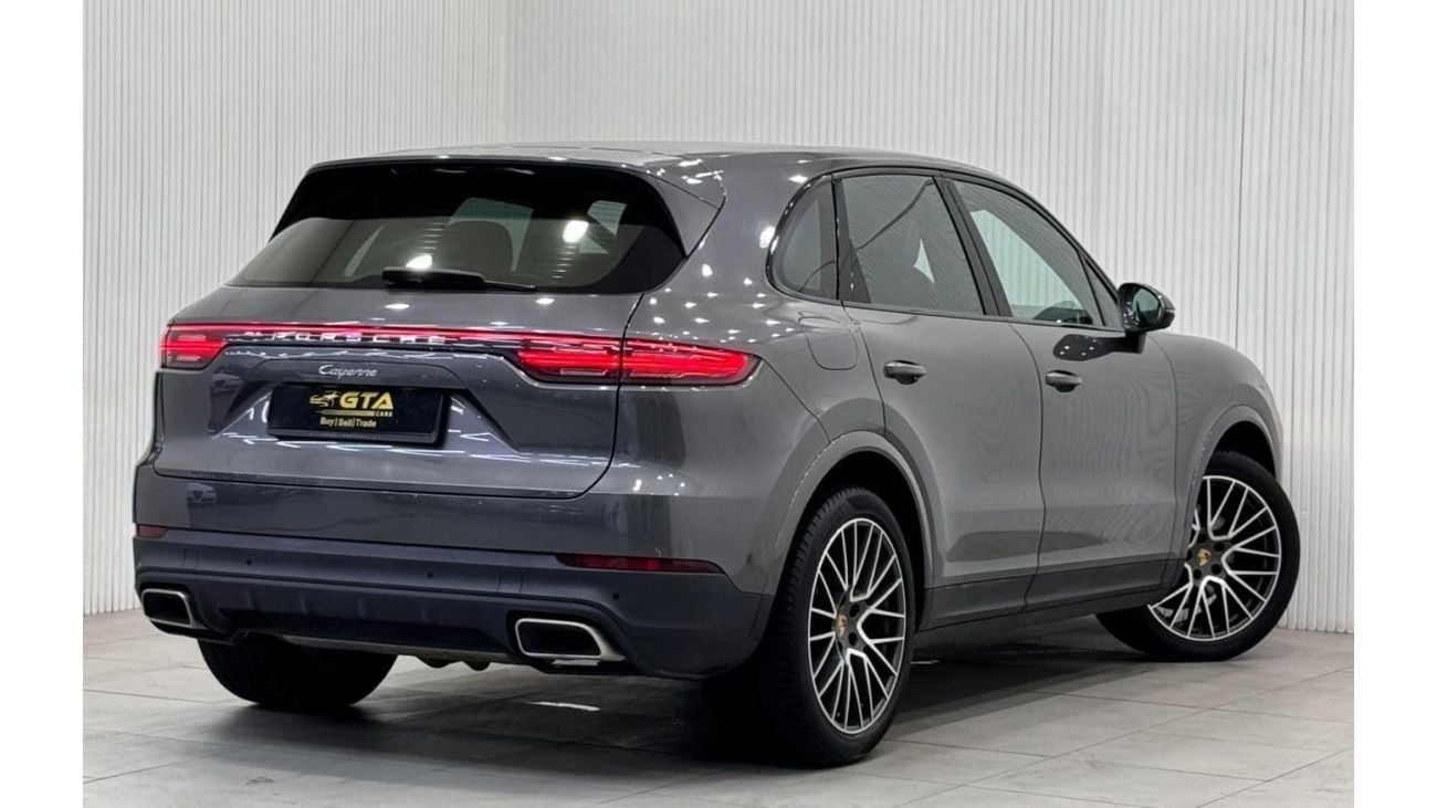 Porsche Cayenne 2022 Porsche Cayenne, Jan 2025 Porsche Warranty+ Jan2028 Service Contract, Full Service History, GCC