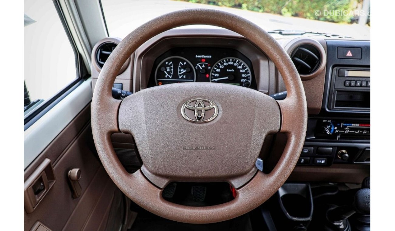 تويوتا لاند كروزر هارد توب 2022 Toyota LC78 4.5L Hardtop - 9 STR | AC | Manual