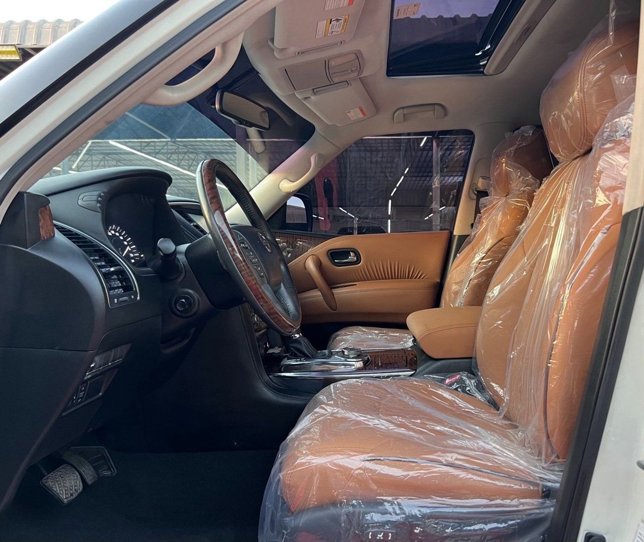 Nissan Patrol SE Platinum 5.6L