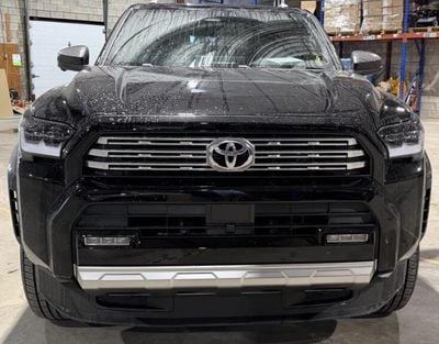 Toyota 4Runner LIMITED 7-Seater 2.4L