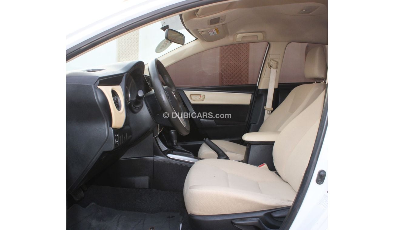 Toyota Corolla SE TOYOTA COROLLA 2019 WHITE 1.6 GCC EXCELLENT CONDITION WITHOUT ACCIDENT