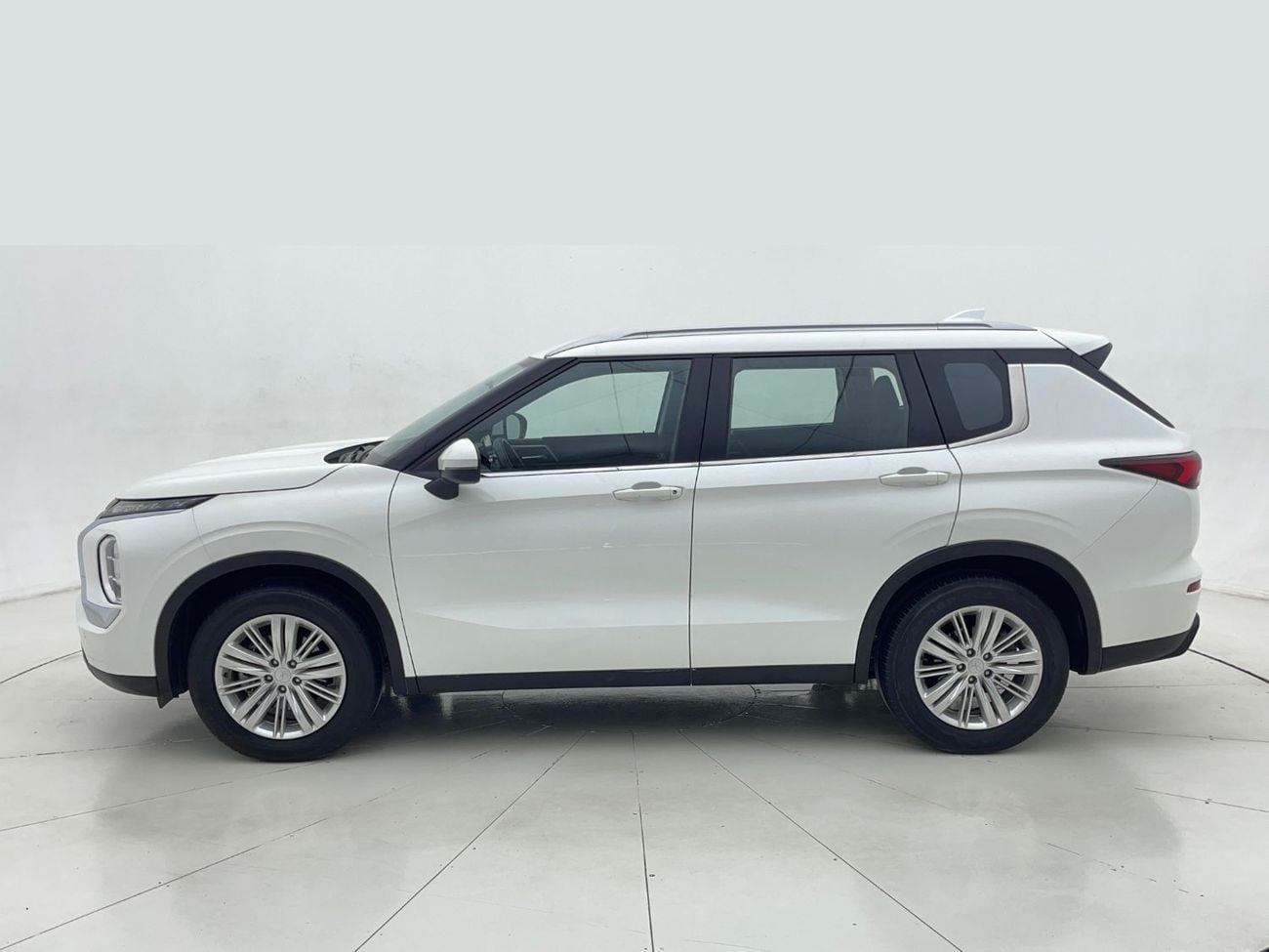 Mitsubishi Outlander 2.5L 2023 | 0 DP | 1013/Month | 30 Day Return | Service History