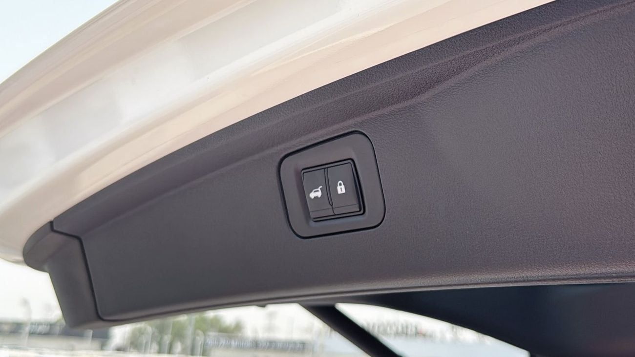 Nissan Patrol Nissan Patrol LE Platinum City 3.5L Petrol 2025YM