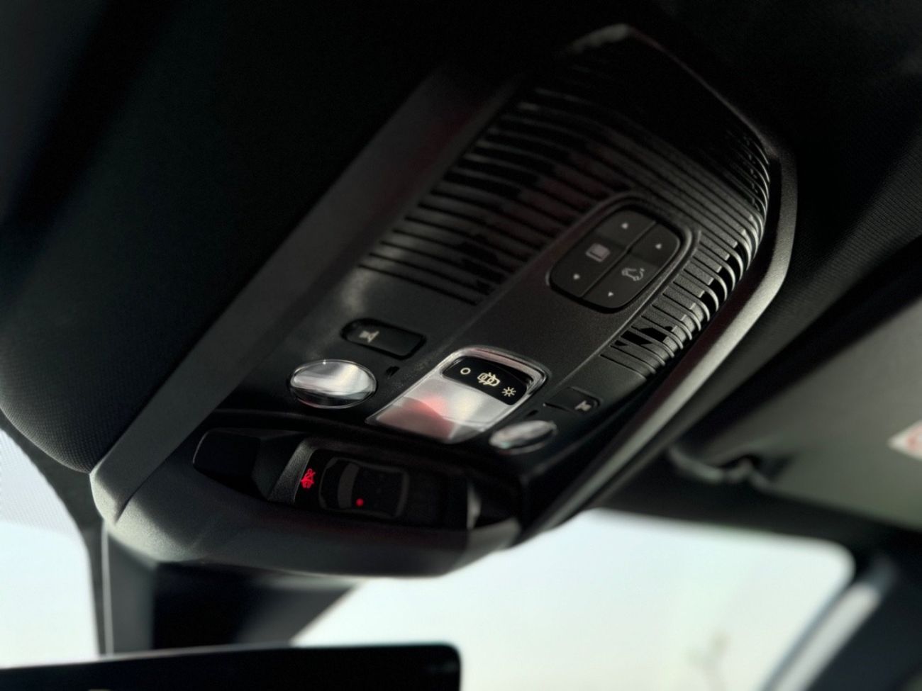 Peugeot 3008 PEUGEOT 3008 GT - 1.6T -  (2025 MODEL) GCC specs