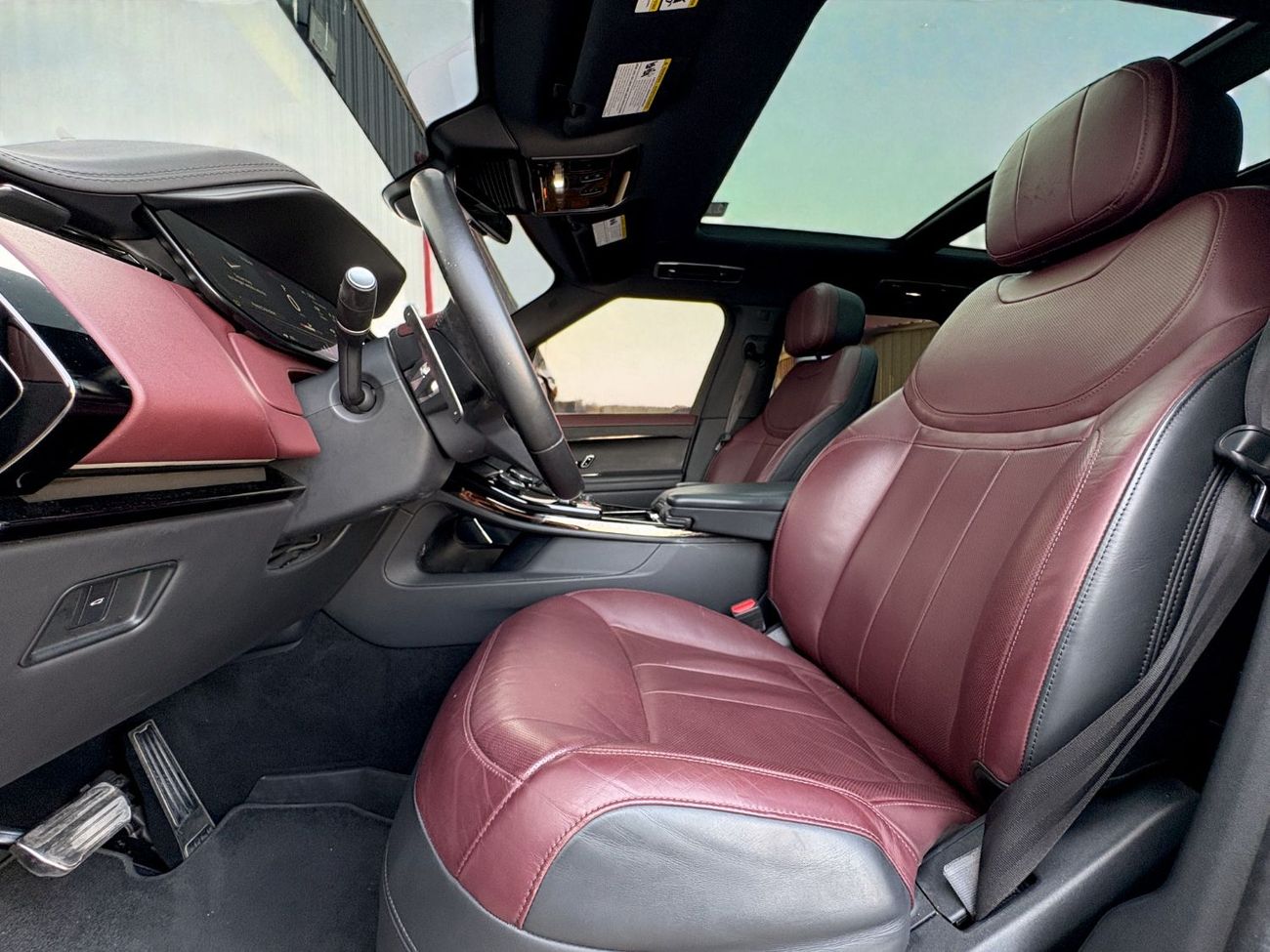 Land Rover Range Rover Sport SE D350 3.0L SE 3.0L Turbocharged V6 | 2023 | AED 4,060 / MONTH