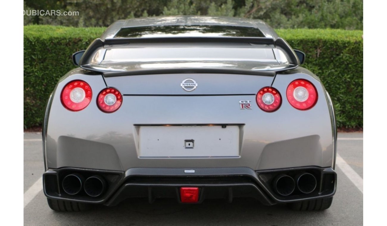 Nissan GT-R NISSAN GTR 2014 FULL OPTION (CLEAN TITLE) FULL CARBON FIBER