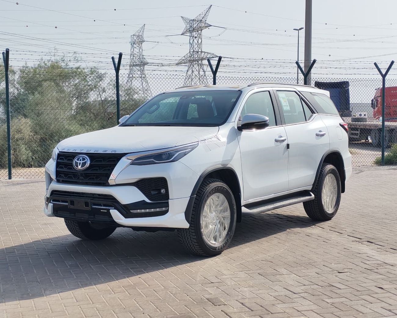 Toyota Fortuner 2026 Toyota Fortuner SR5 2.8L 4-Cyl Turbo Diesel A/T AWD 4x4 Export Only