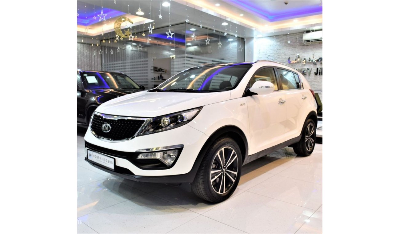 Kia Sportage VERY LOW MILEAGE! 18,000KM! KIA Sportage AWD 2016 Model!! in Whtie Color! GCC Specs