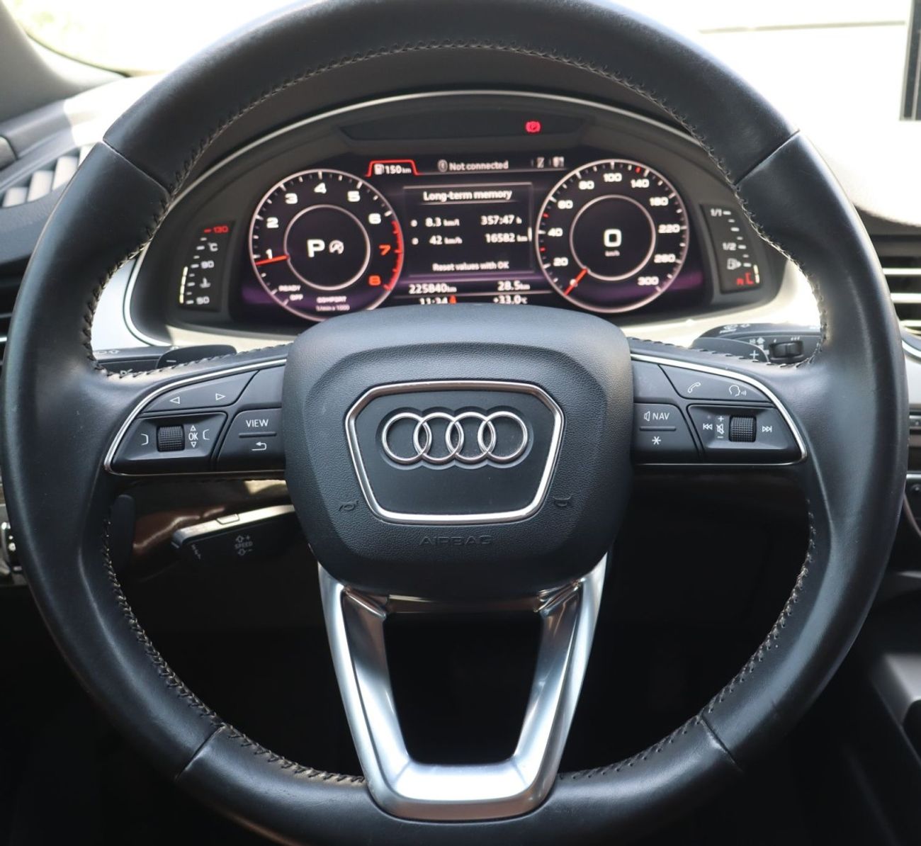 أودي Q7 45 TFSI quattro 3.0L