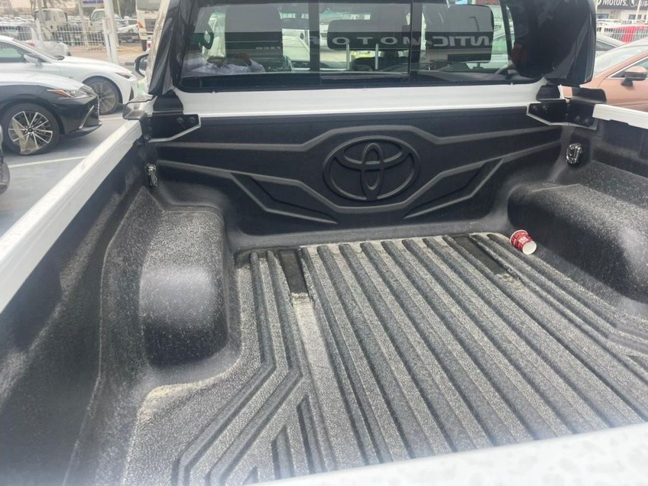 Toyota Hilux 2024 Toyota Hilux GR Sport 4.0L V6 Full option Automatic Zero KM