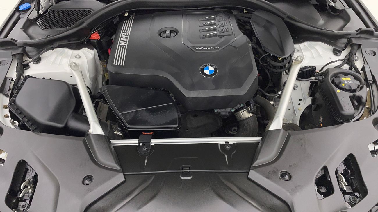 بي أم دبليو 520i JOY EDITION 2 | بدون دفعة مقدمة | اختبار القيادة في المنزل