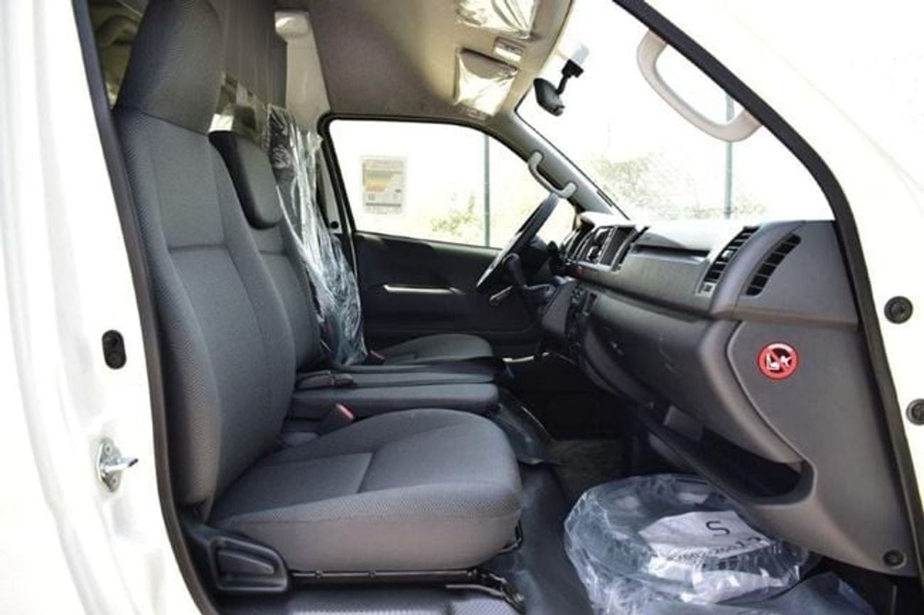 تويوتا هاياس GL toyota hiace cargo MT petrol brand new 2025
