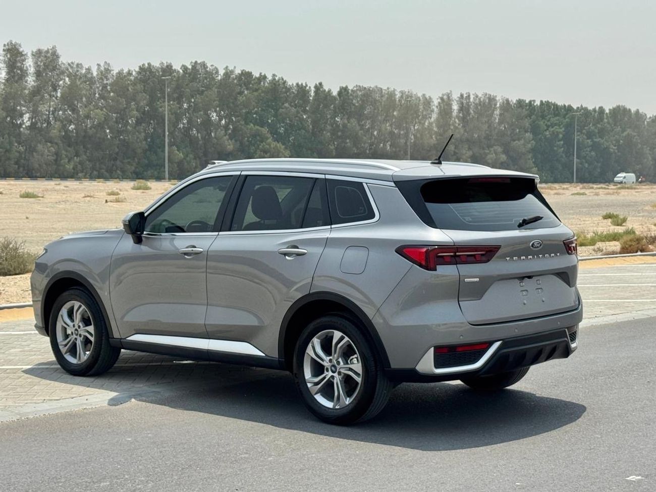 فورد تيريتوري Ambiente