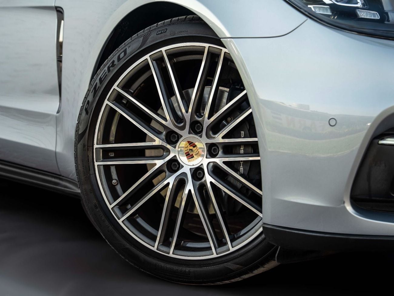 Porsche Panamera TREND Std 3.0L (325 HP)