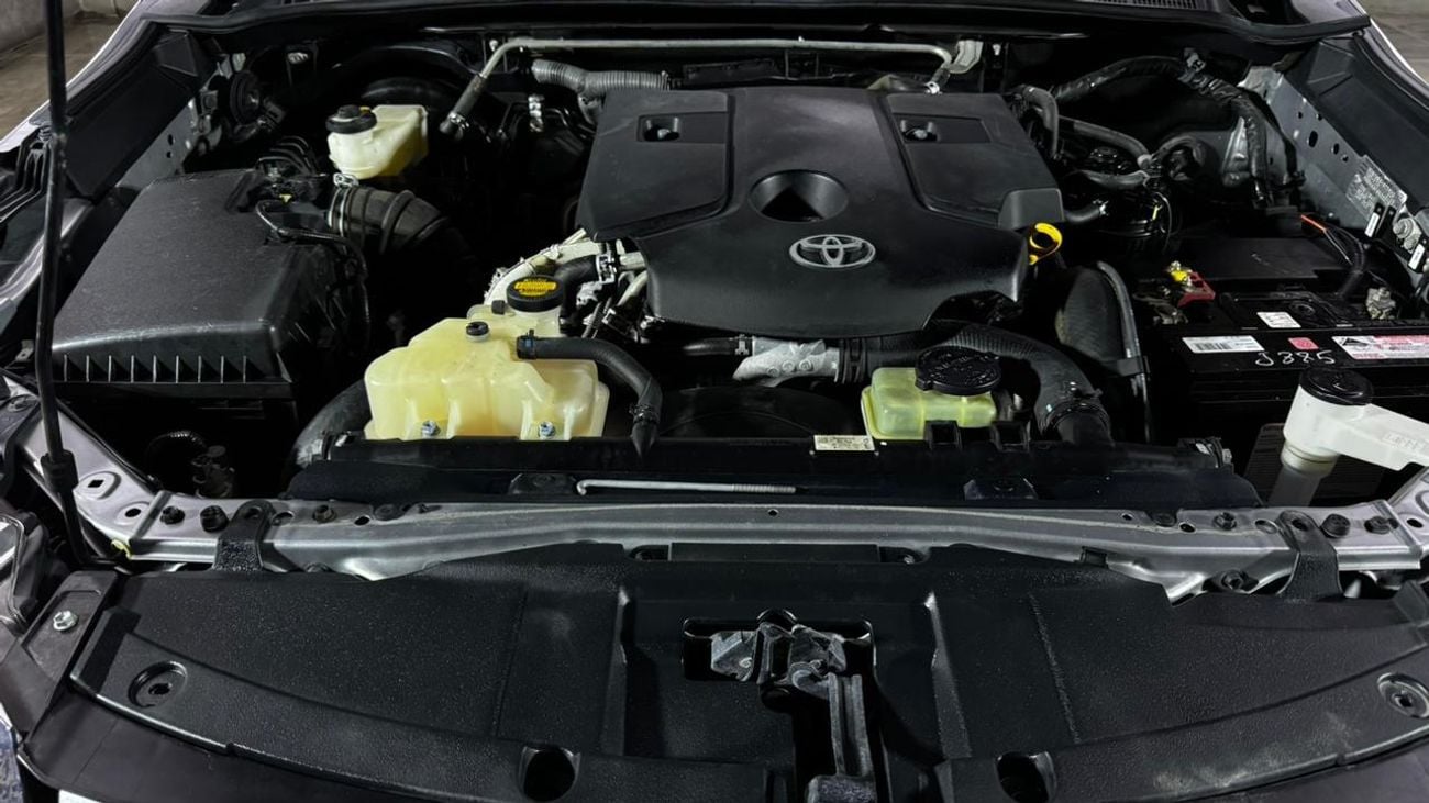 Toyota Fortuner DIESEL 2.8 LITER ,RHD .AUTOMATIC FULL OPTION