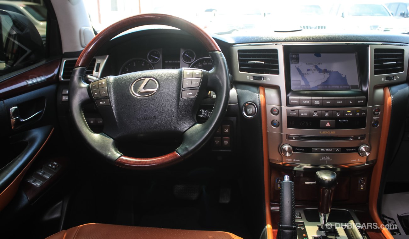 Lexus LX570 S