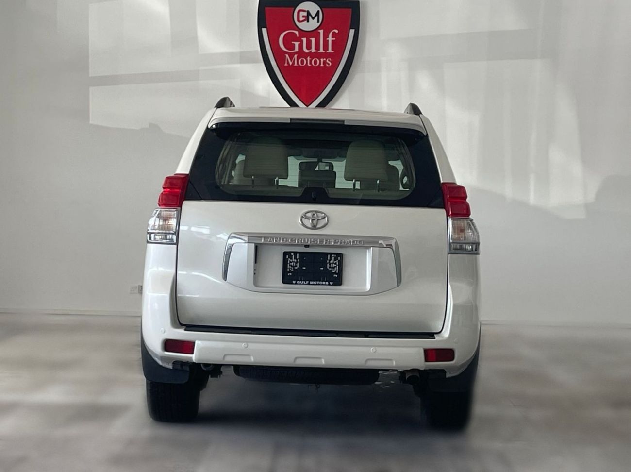 تويوتا برادو 4.0L-VXL-6 CYL SUNROOF -LEATHER SEATES GOOD CONDITIONS