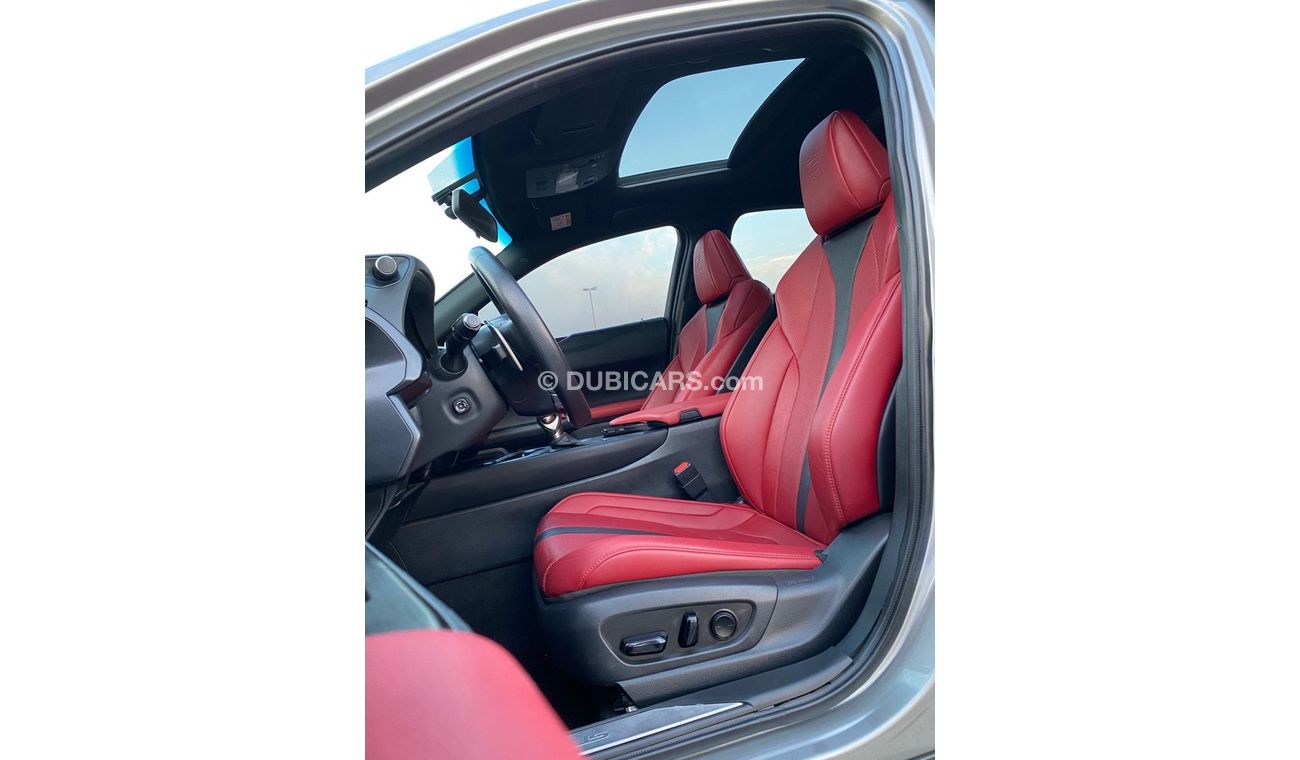 Lexus UX200 F Sport Platinum LEXUS UX200F F SPORT 2022