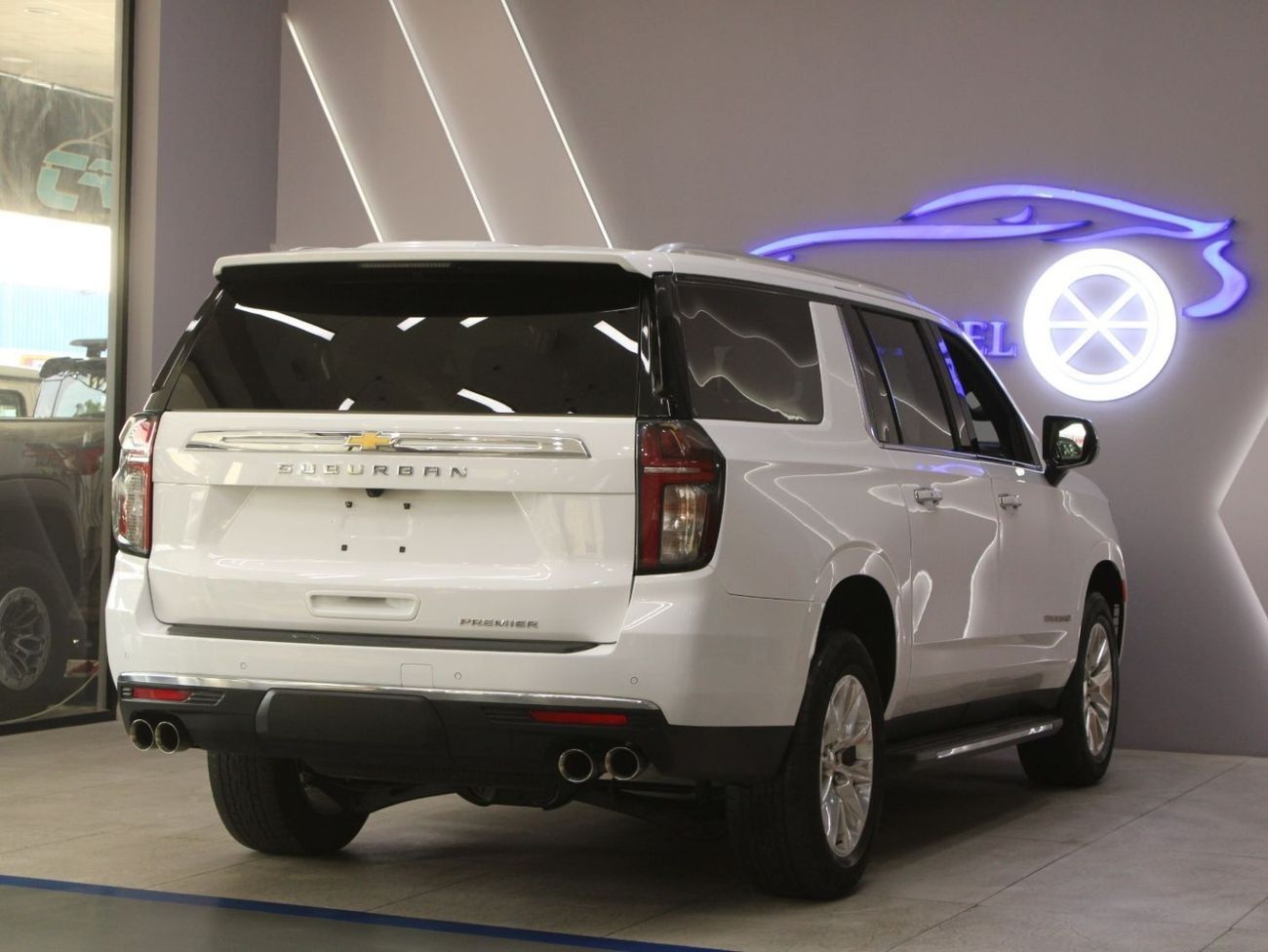 Chevrolet Suburban Premier 5.3L Premier | VIP Seats