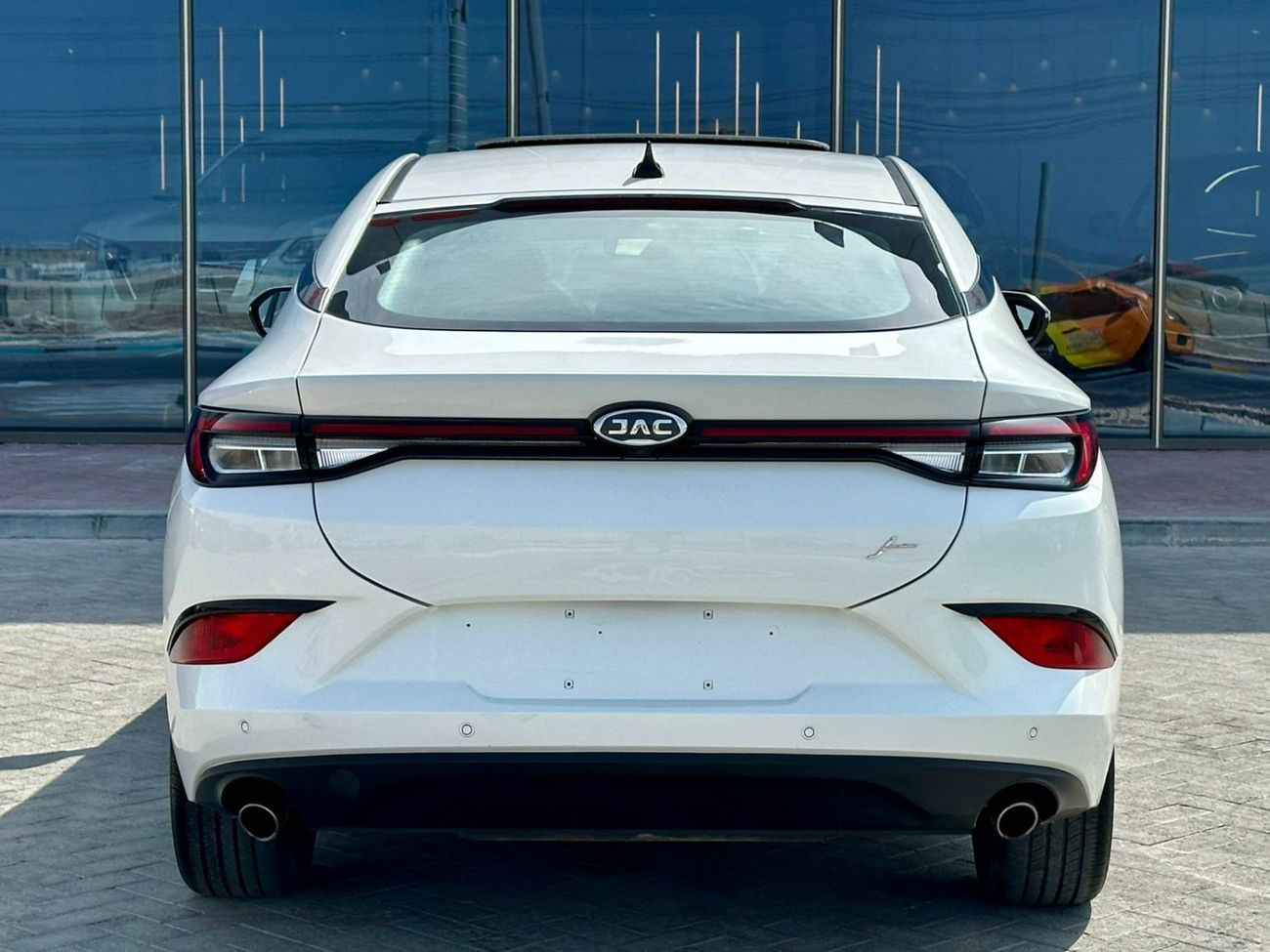 جاك J7 560-Monthly l GCC l 1.5T, Sunroof, Leather l Warranty