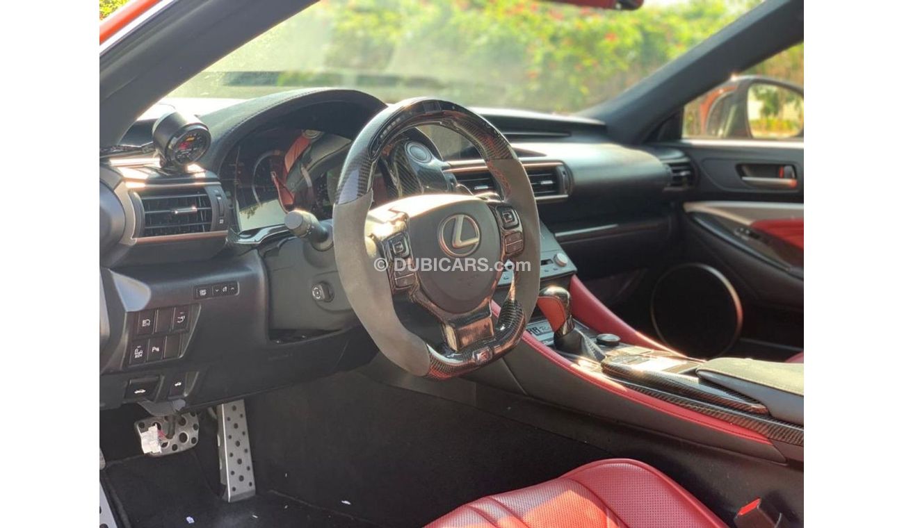 لكزس RC F F SPORT 5.0 V8 GCC SPECS