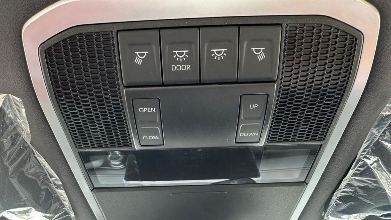 Toyota Land Cruiser 3.3L V6 Twin-Turbo Diesel VX-R ZX HIGH . 7 Seater . 5 Door