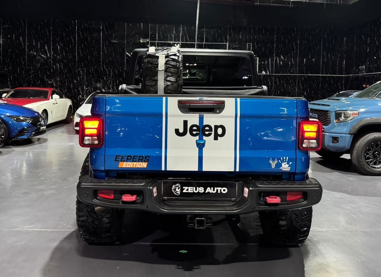 Jeep Gladiator SPORT 4x4 | Jeepers edition | GCC | Well Maintained